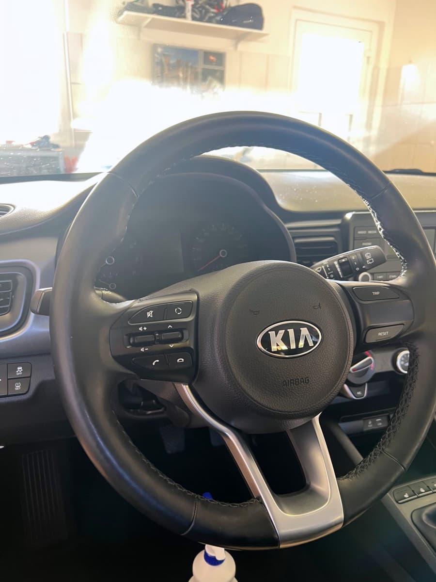 Kia Rio, Lenkrad